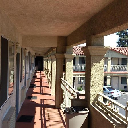 Santa Ana Travel Inn ภายนอก รูปภาพ