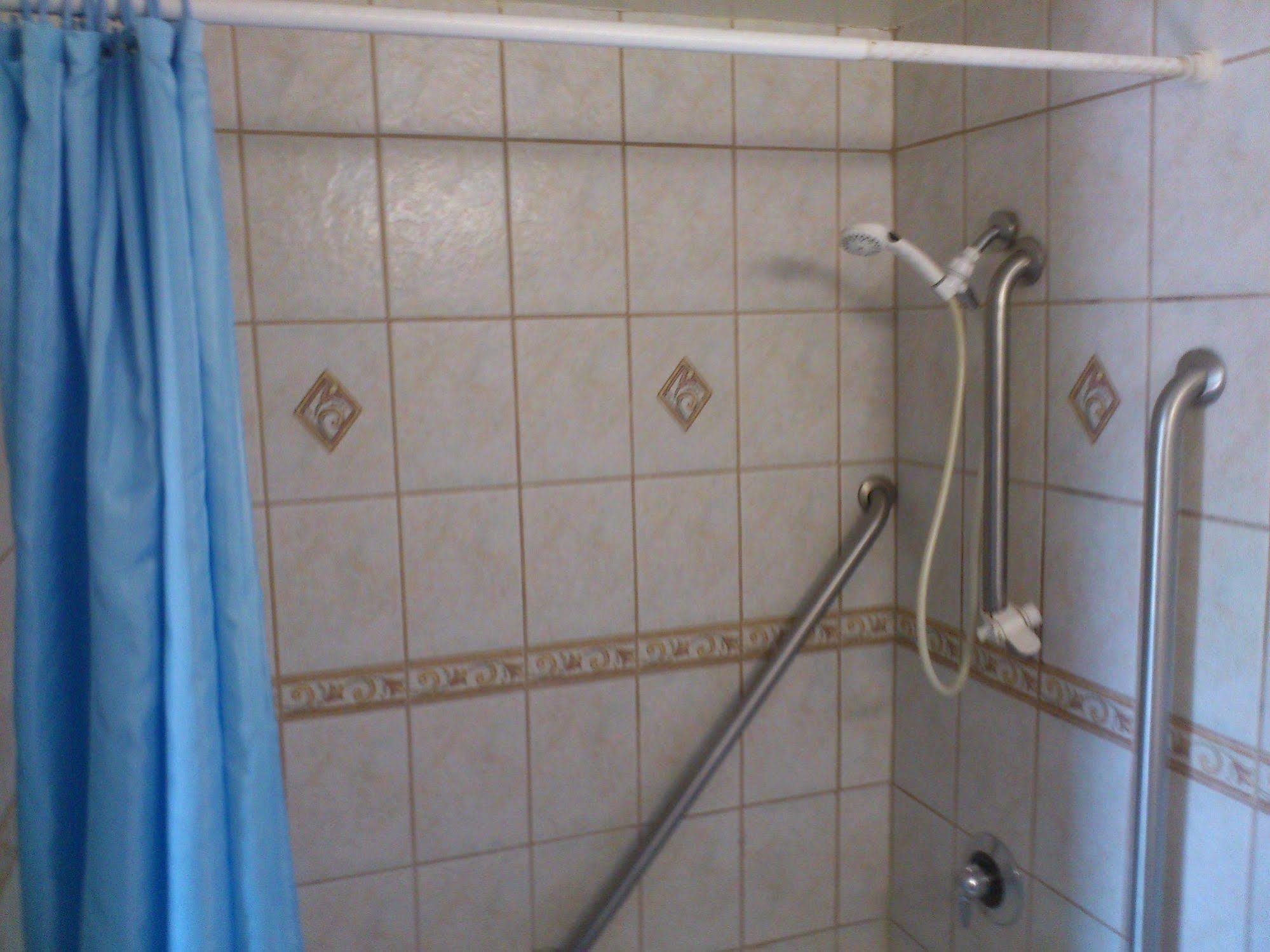Santa Ana Travel Inn ภายนอก รูปภาพ