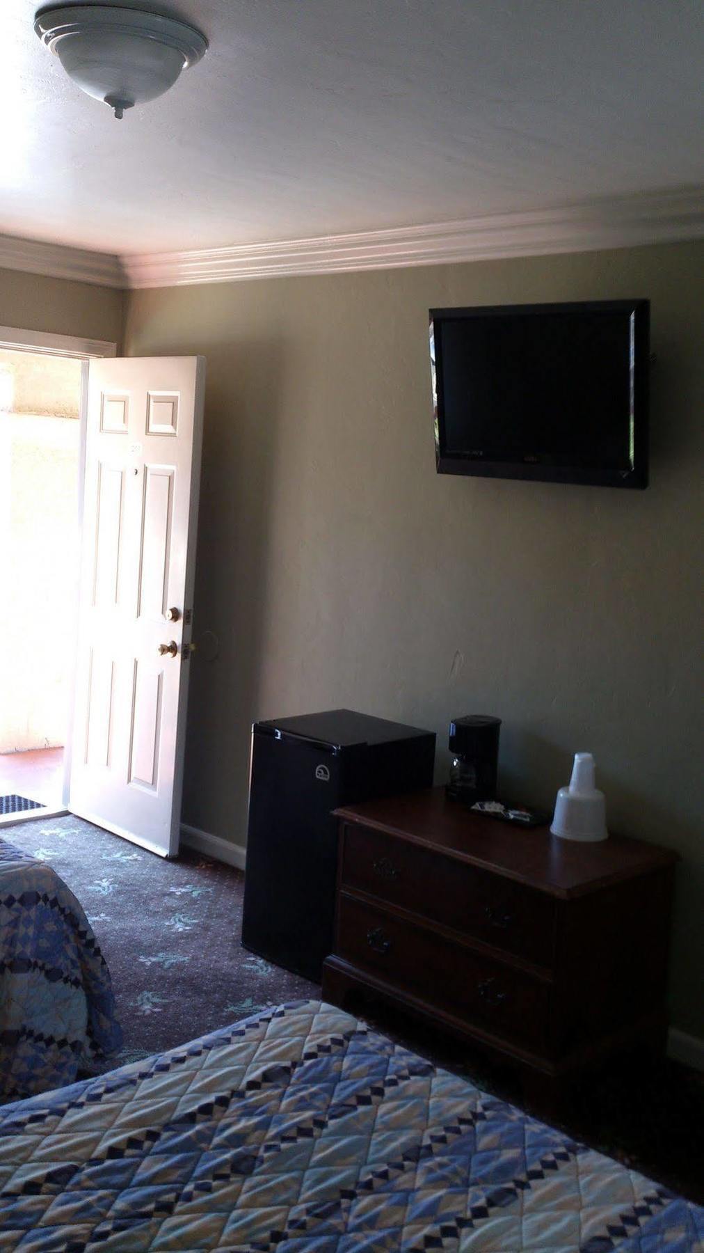 Santa Ana Travel Inn ภายนอก รูปภาพ